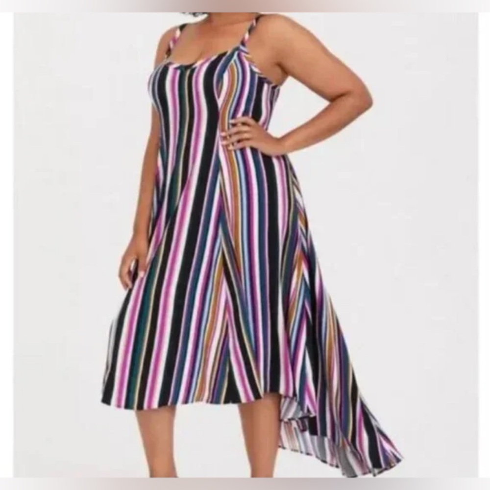 NWOT TORRID HI-LOW DRESS
